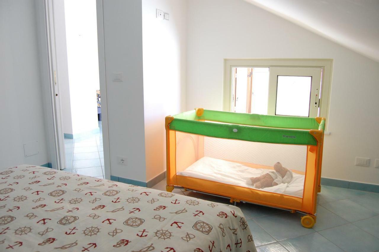 Golfo Di Tindari Apartments Falcone Exterior foto