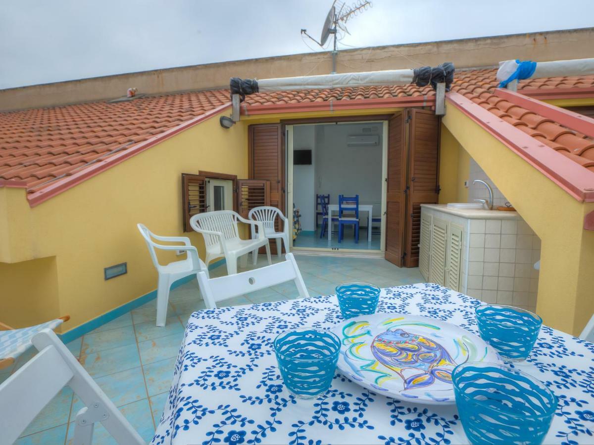 Golfo Di Tindari Apartments Falcone Exterior foto