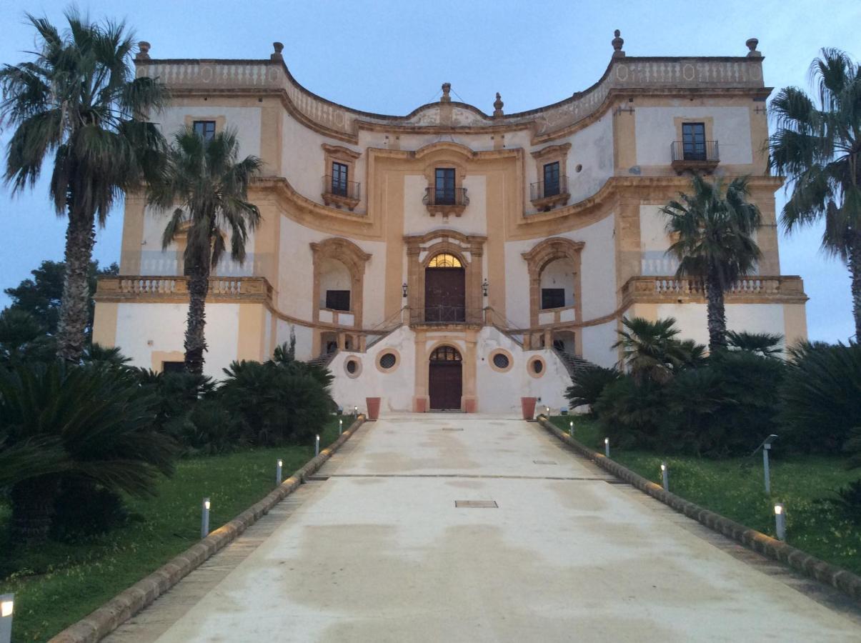 Golfo Di Tindari Apartments Falcone Exterior foto
